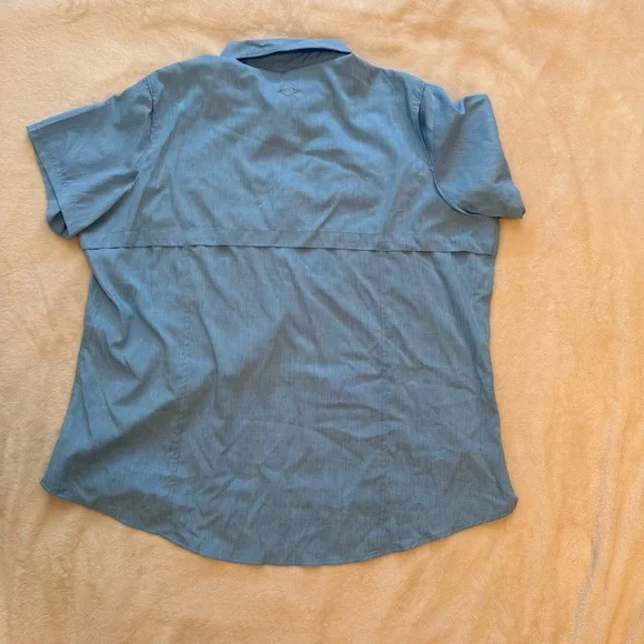 Men’s Fishing Gear Magellan Outdoors Light Blue Classic Fit Shirt - Picture 3 of 3